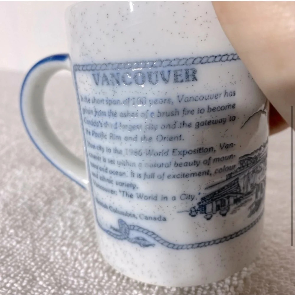 Vintage Capilano Vancouver Souvenir Mug - Picture 4 of 10